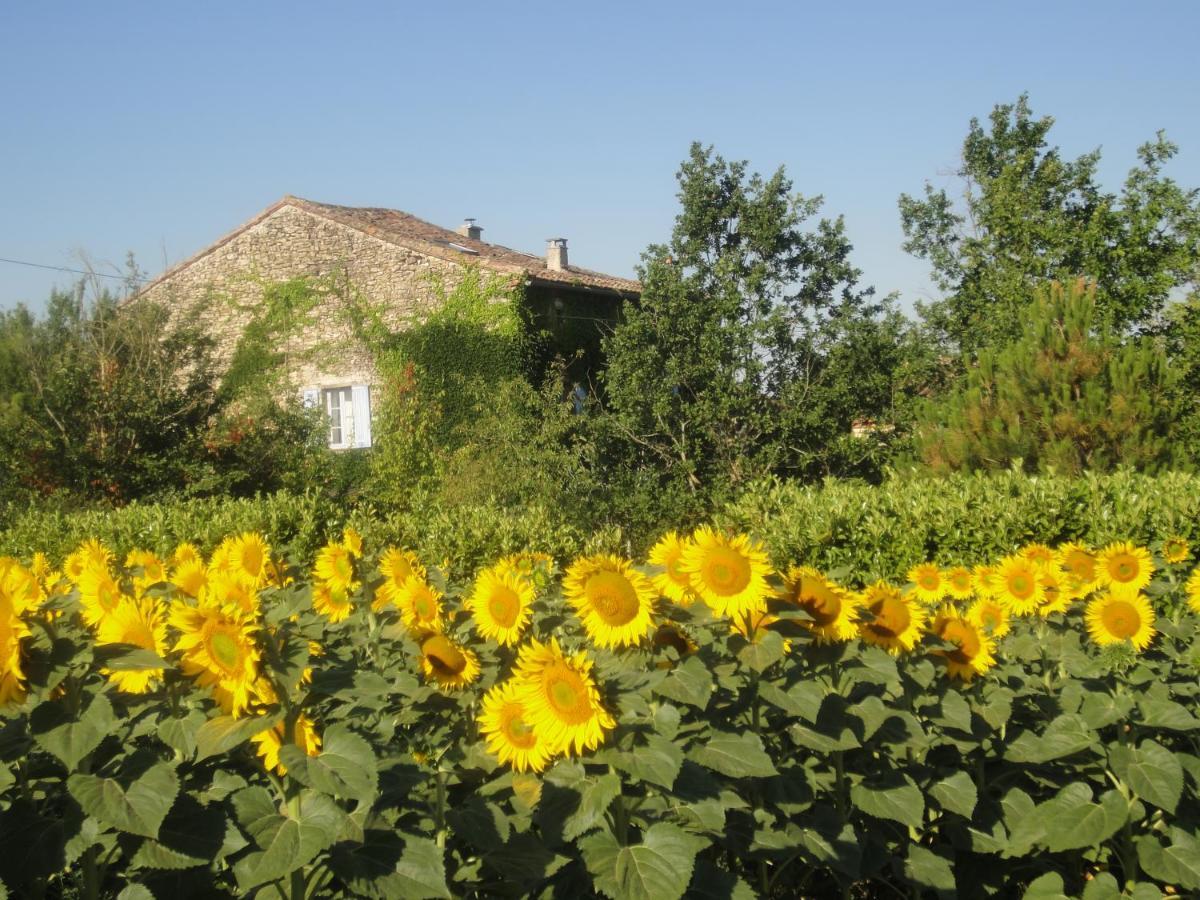 Le Clos Pastel Virac Exterior foto