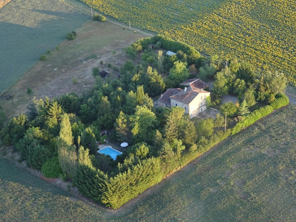 Le Clos Pastel Virac Exterior foto