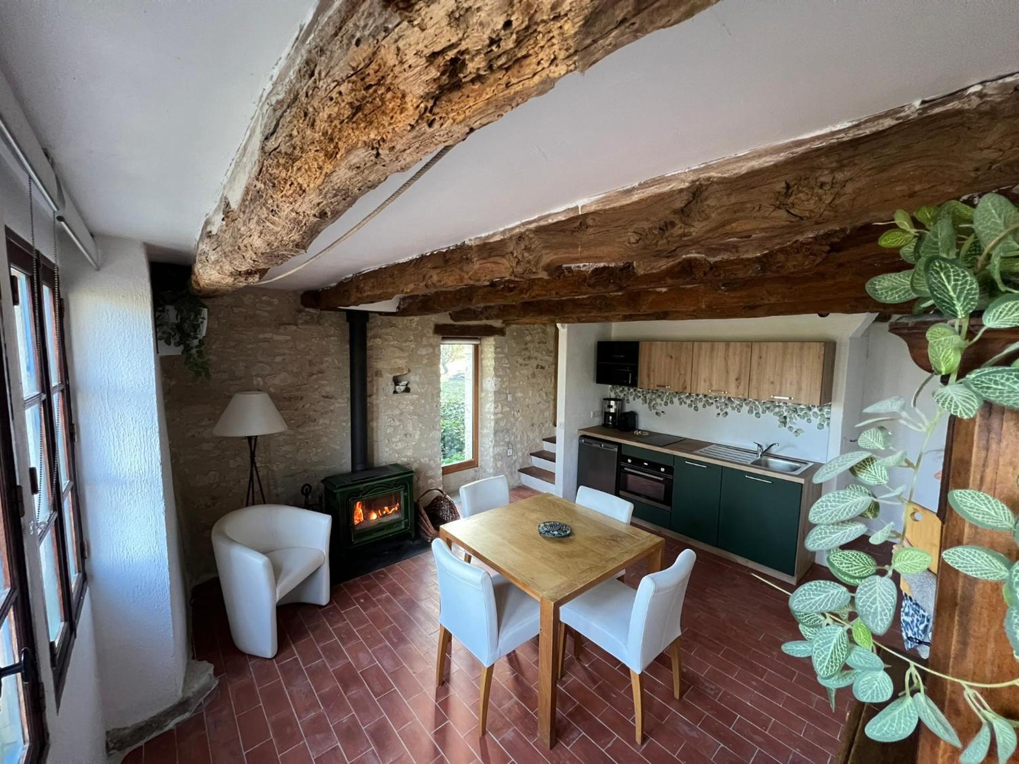 Le Clos Pastel Virac Exterior foto