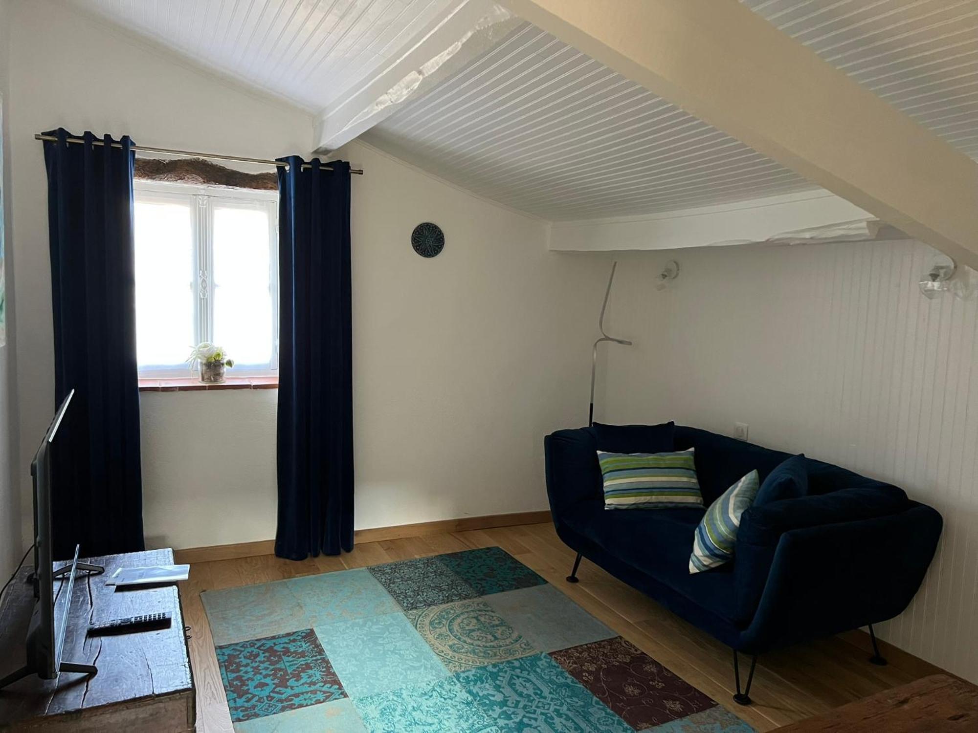 Le Clos Pastel Virac Exterior foto